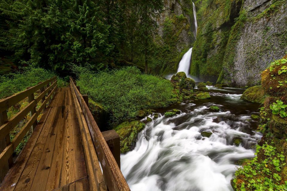 Canyon Rush - Wahclella Falls - Waterfall Photography